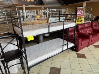 Stapelbed, zwart metaal